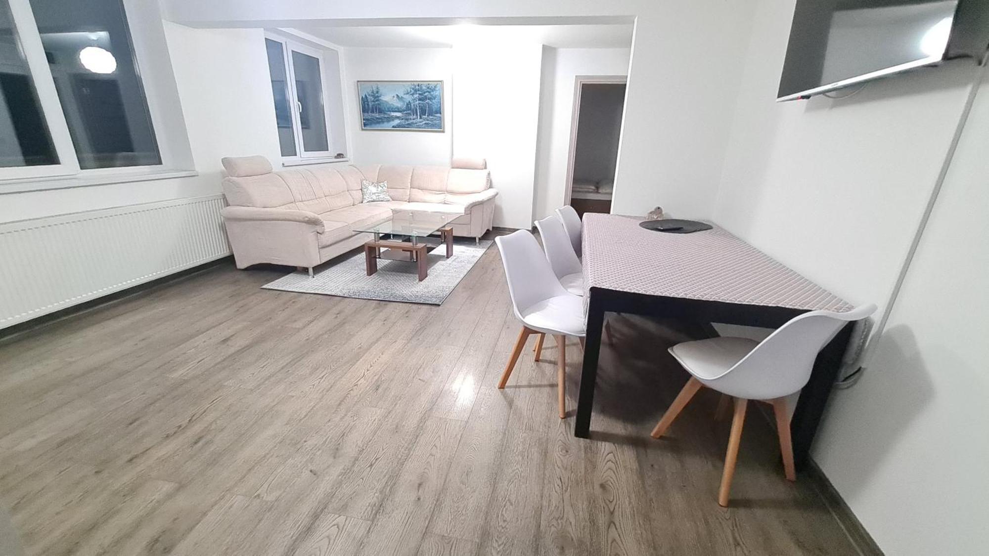 Апартаменти Apartament In Inima Dornei Ватра-Дорней Екстер'єр фото